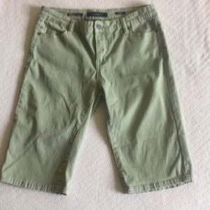 Liverpool Maggie Bermuda Shorts